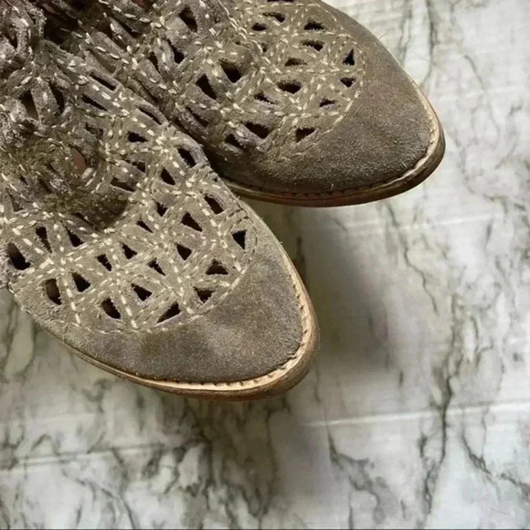 Jeffrey Campbell Taggart Suede‎ Cutout Ankle Booties - Picture 3 of 9